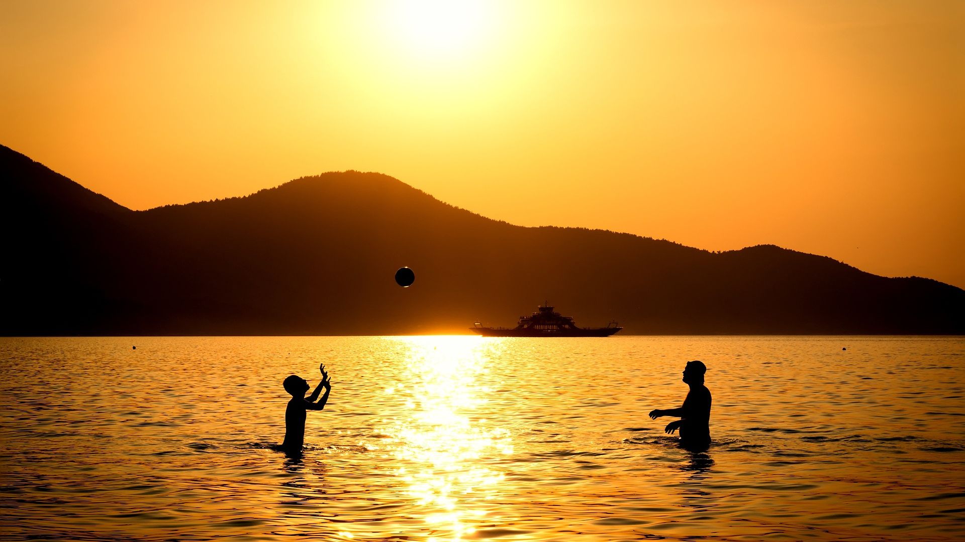 Top 10 Europe's Cheap Family Holidays 4